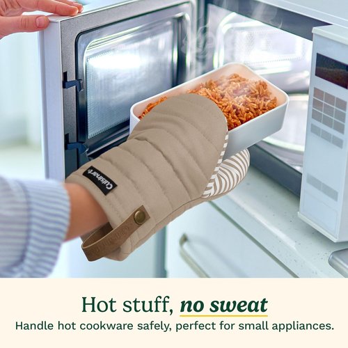 Cuisinart Mini Oven Mitts - Heat-Resistant 5.5” x 8” Kitchen Mitts with Non-Slip Silicone | Durable Cotton Filling