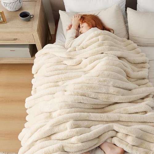 Bedsure GentleSoft Faux Fur Throw Blanket - Luxuriously Fluffy & Warm 750GSM Winter Blanket | Beige, 50x70 Inches