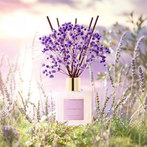 Cocorrína Reed Diffuser - Lavender Garden 6.7 Fl. Oz | Elegant Home Fragrance Set with Sticks & Baby's Breath