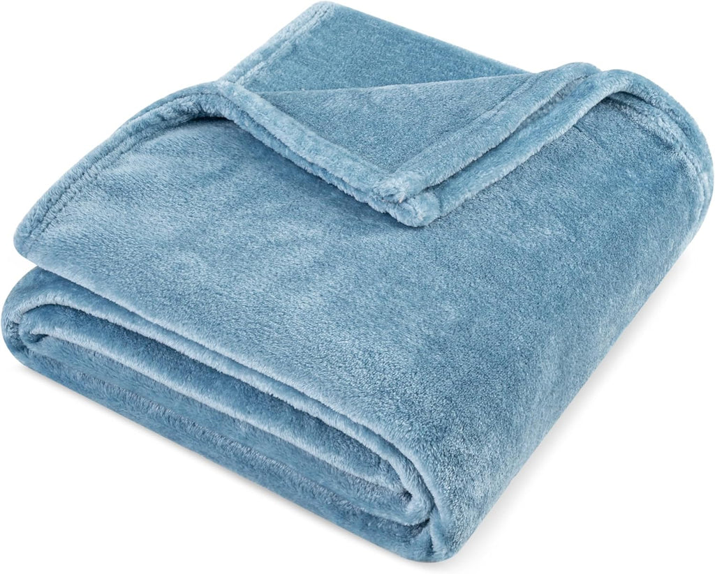 PAVILIA Fleece Throw Blanket - Dusty Blue Super Soft Flannel for Couch | Cozy 50x60 Luxury Plush Blanket