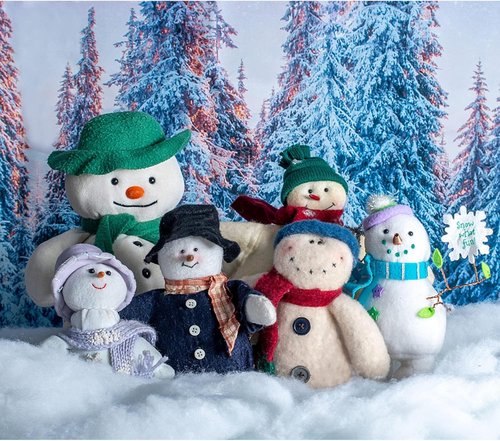 Apragaz Artificial Snow Decoration - Fluffy, Flame Resistant Indoor Snow for Christmas Decor (5.6 OZ)