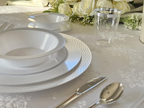 " OCCASIONS " 40 Pieces Chargers pack Wedding Party 12'' Disposable Plastic Charger Plates/Chargers (Diamond White & Silver)