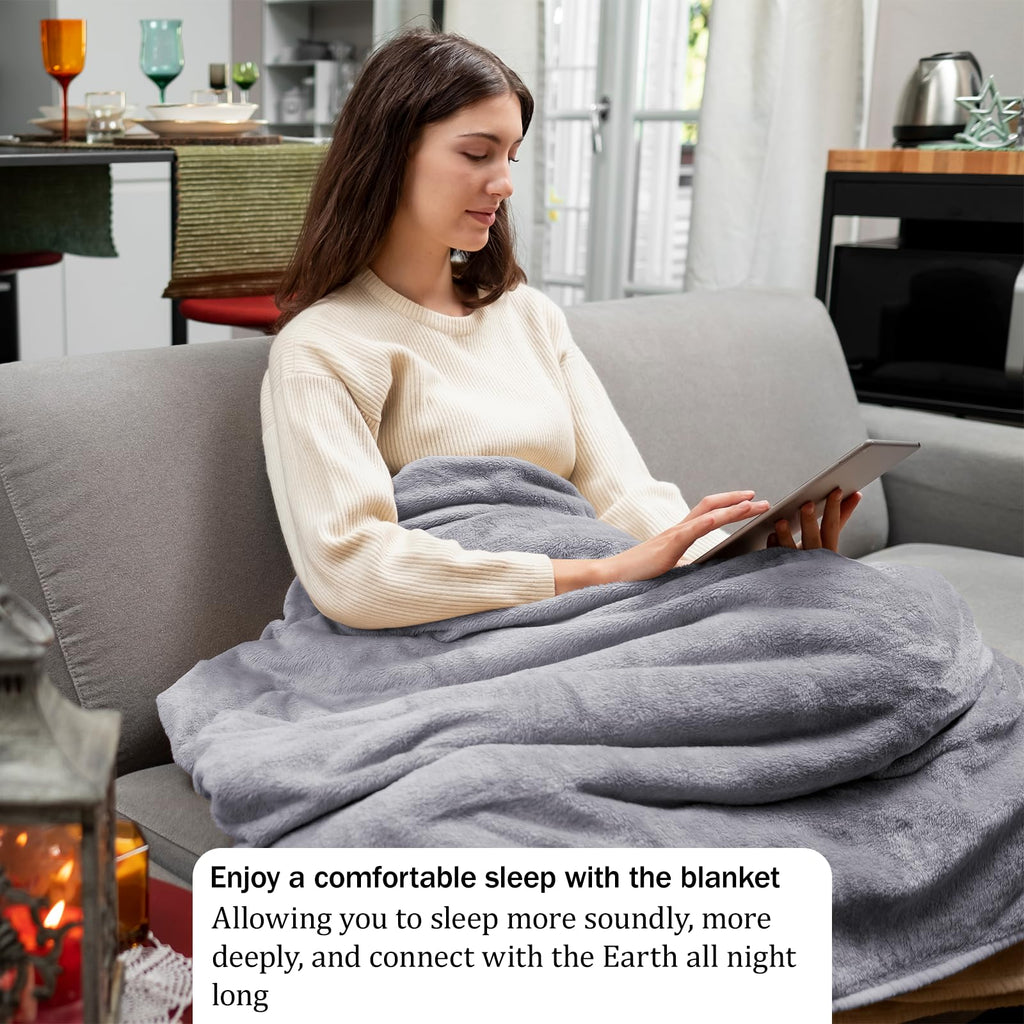 MINPWNP Grounding Blanket, Grounding Throw Blanket for Bed, Earth Connected Flannel Grounding Bed Sheets with Pure Silver Fiber for Improved Sleep, Reduced Stress (47"x59", Grey)