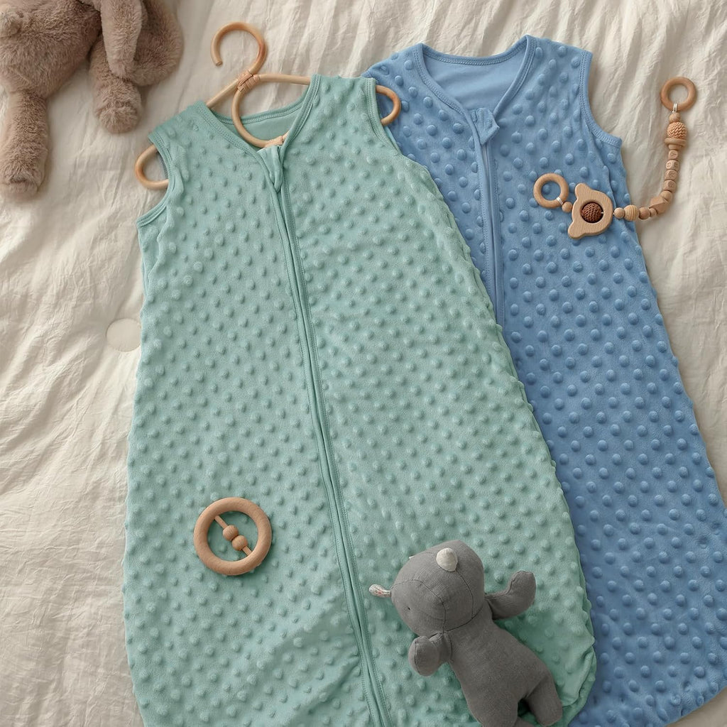 Yoofoss Baby Sleep Sack | Fleece Wearable Blanket for 6-12 Months | Plush Dots & 2-Way Zipper, TOG 1.5