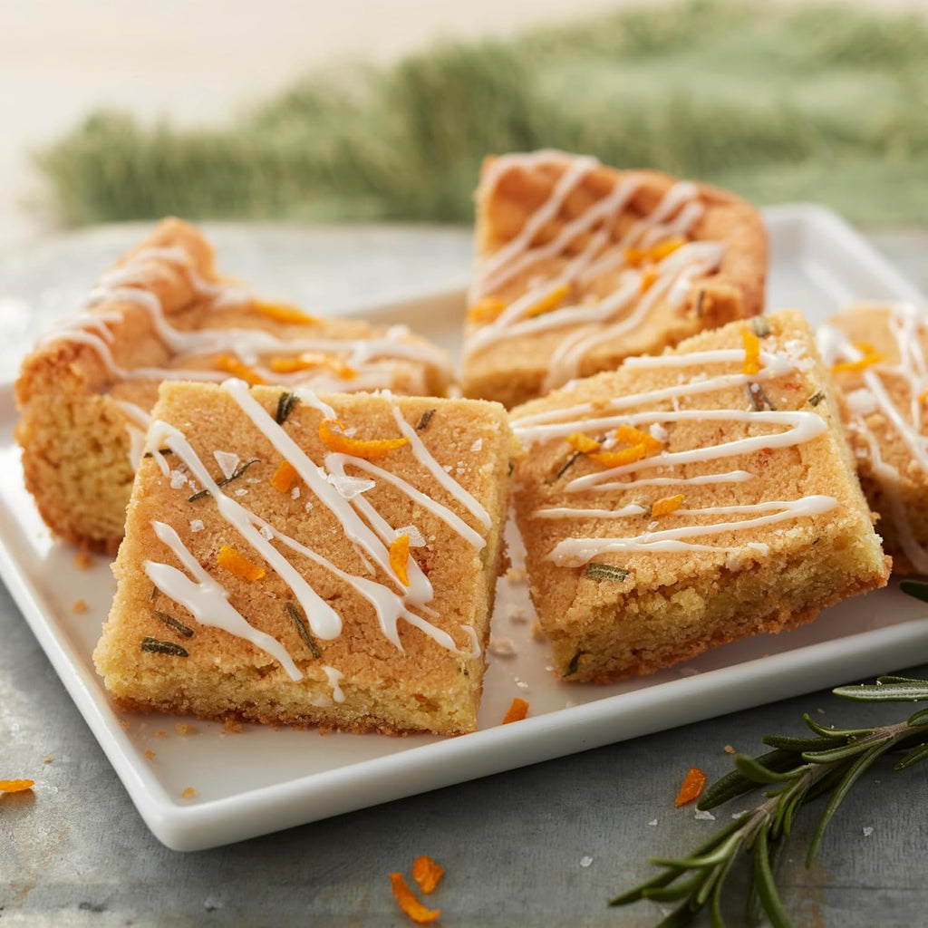 Wilton Gold Non-Stick Baking Pan - 13 x 9 Inch Oblong Cold-Rolled Steel Bakeware, PFAS-Free