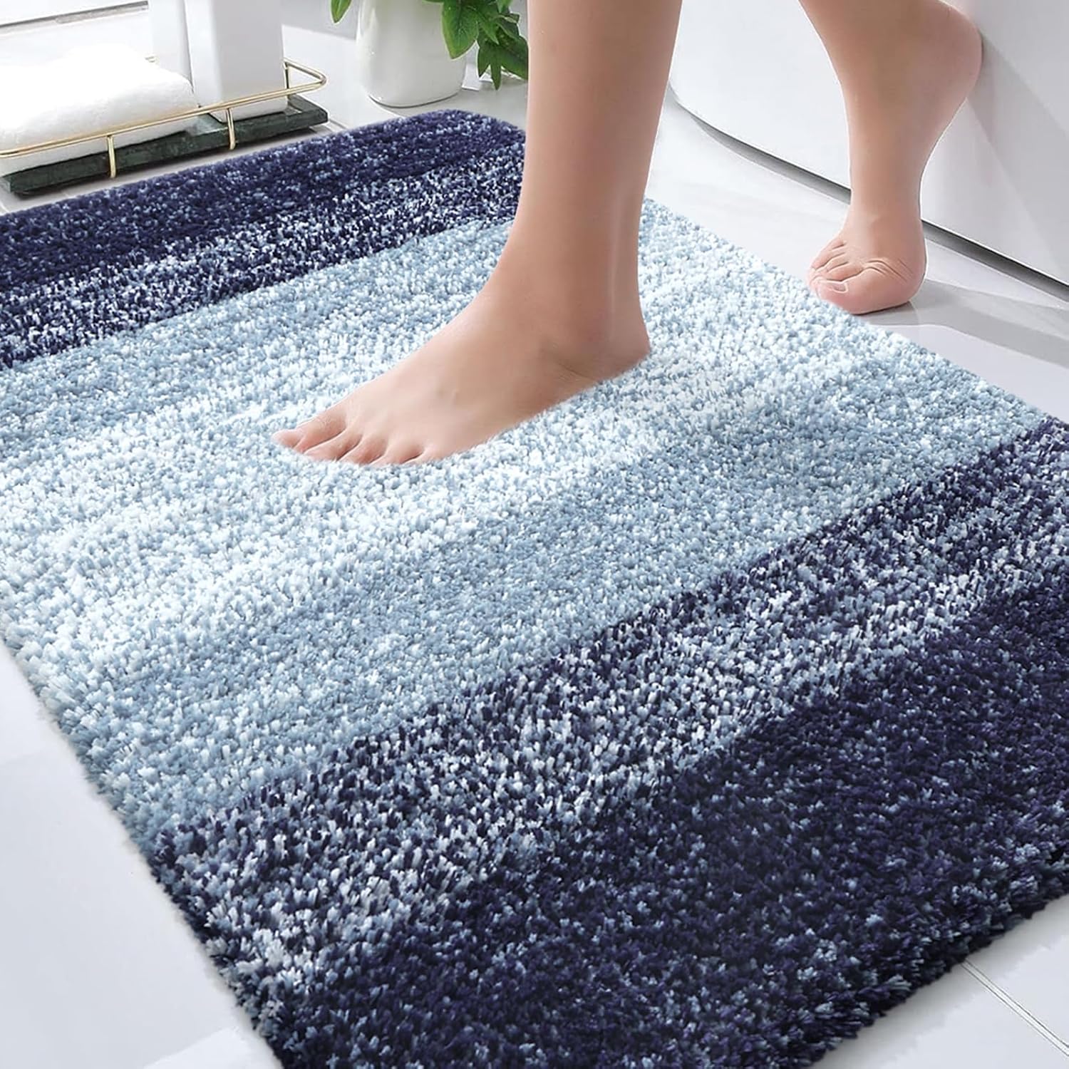 OLANLY Bathroom Rugs - Extra Soft Microfiber Mat | Quick Dry, Machine Washable, 30x20, Airy Blue