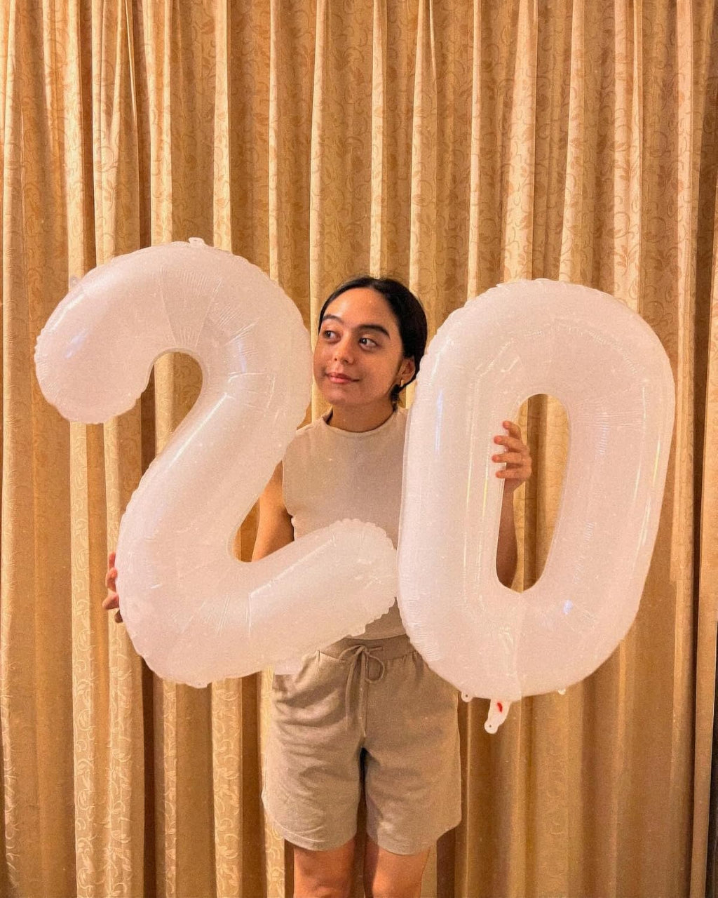 Translucent Number 7 Balloon by [Brand Name] - 40 Inch White Birthday Decoration for Kids & Adults