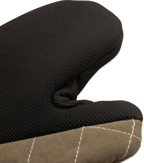 Carlisle FoodService Products 810CM15 San Jamar Textured Neoprene Bestgrip Conventional Temperature Protection Oven Mitt with Magnet and WebGuard, 15" Length, Tan/Brown