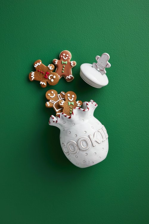 Mud Pie Gingerbread Cookie Jar; 9 1/2" x 6" dia