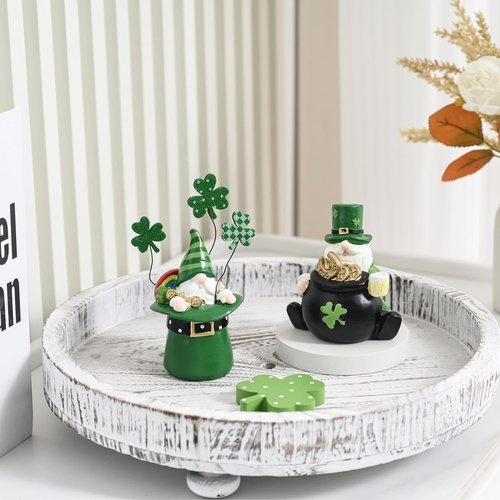 AOMOONOA St. Patrick’s Day Gnomes - 2Pcs Resin Leprechaun Figurines with Coins & Clover for Holiday Decor