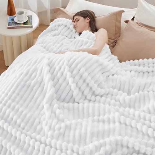 Bedsure GentleSoft White California King Blanket - Cozy Fleece Throw for Women | 102x96 Inches