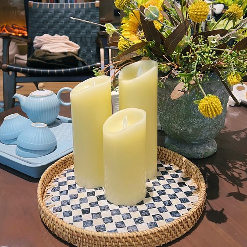 Rattan Checkered Tray with Mother of Pearl, Round Coffee Table Tray Décor 12 inch, Round Wicker Boho Decorative Woven Serving Tray (Checkerboard)