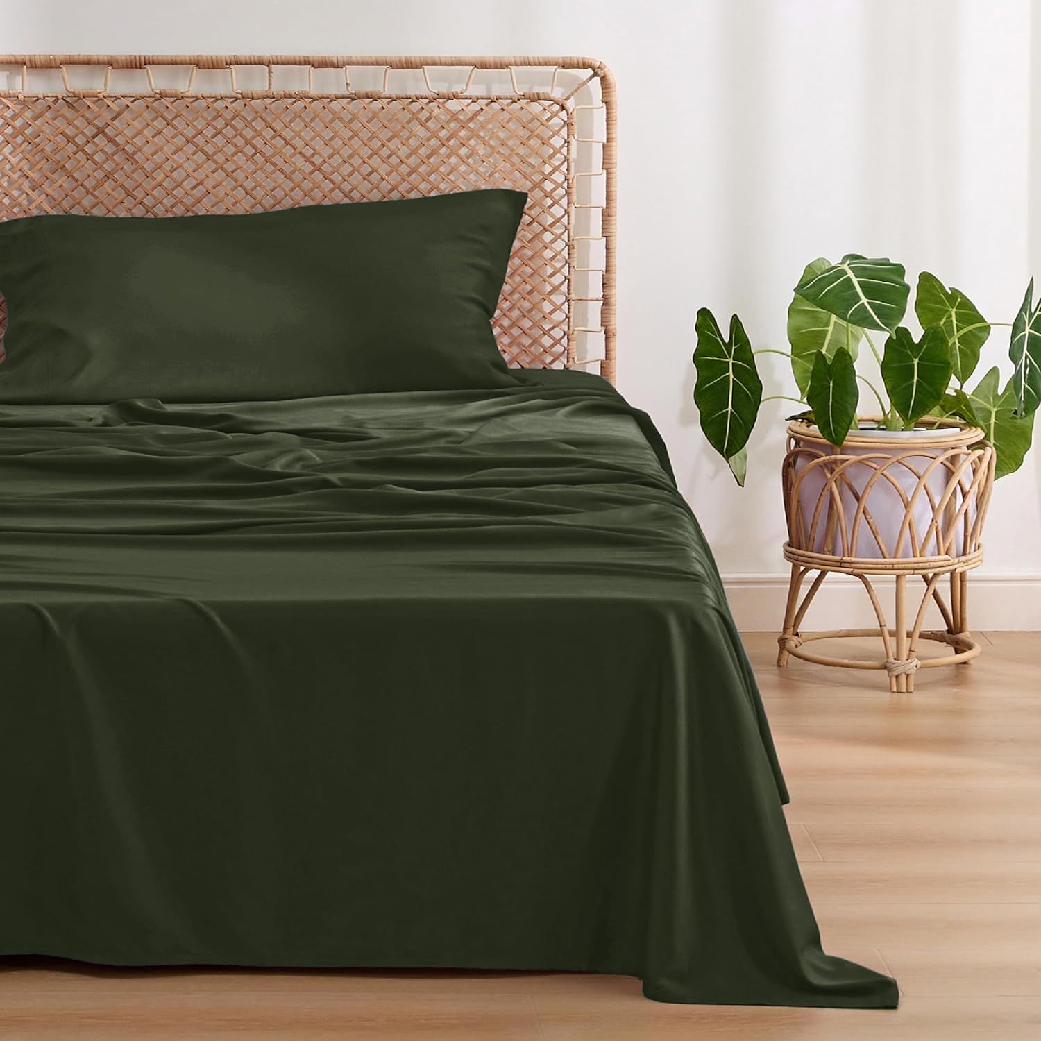 Bedsure Cooling Twin XL Sheets - Breathable Rayon from Bamboo, Soft & Silky, Deep Pocket Up to 16 Inches, Olive Green