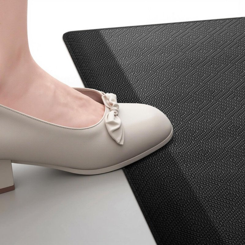 Mattitude 4/5 Inch Thick Kitchen Mat Cushioned Anti-Fatigue Floor Mat Water Resistant Non-Slip Mats and Rugs Standing and Comfort Desk Mats for House Sink Office Laundry (Black, 17.3"x39")