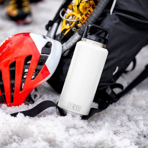 YETI Rambler 36 oz Bottle, Vacuum Insulated, Stainless Steel with TripleHaul Cap, White