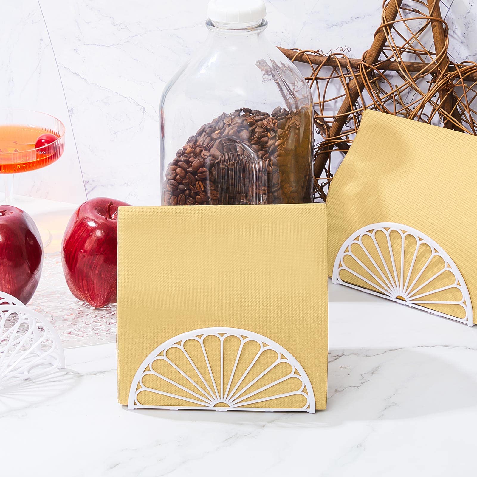 Zhehao 36 Pcs Plastic Napkin Holders Clear Napkin Holders for Tables Small Fan Shaped Freestanding Tissue Dispenser for Kitchen, Restaurant, Dining Table, Coffee Shop, Restaurant Home, Bar Decor