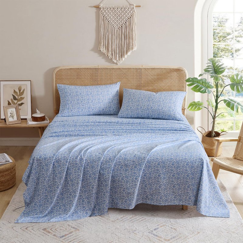 Indigo Ink Queen Size 4-Piece Sheet Set - Fitted & Flat Sheets & Pillowcases | Medium Weight | Soft & Breathable | Durable & Wrinkle Resistant | Deep Pocket Sheets | Plume Collection, Blue