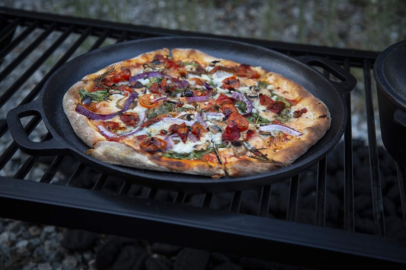 Stansport Pre-Seasoned Cast Iron Pizza Pan (16006)