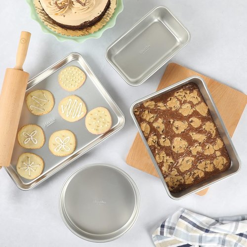Martha Stewart Non-Stick Aluminum Bakeware Set - 4-Piece Dishwasher Safe Collection