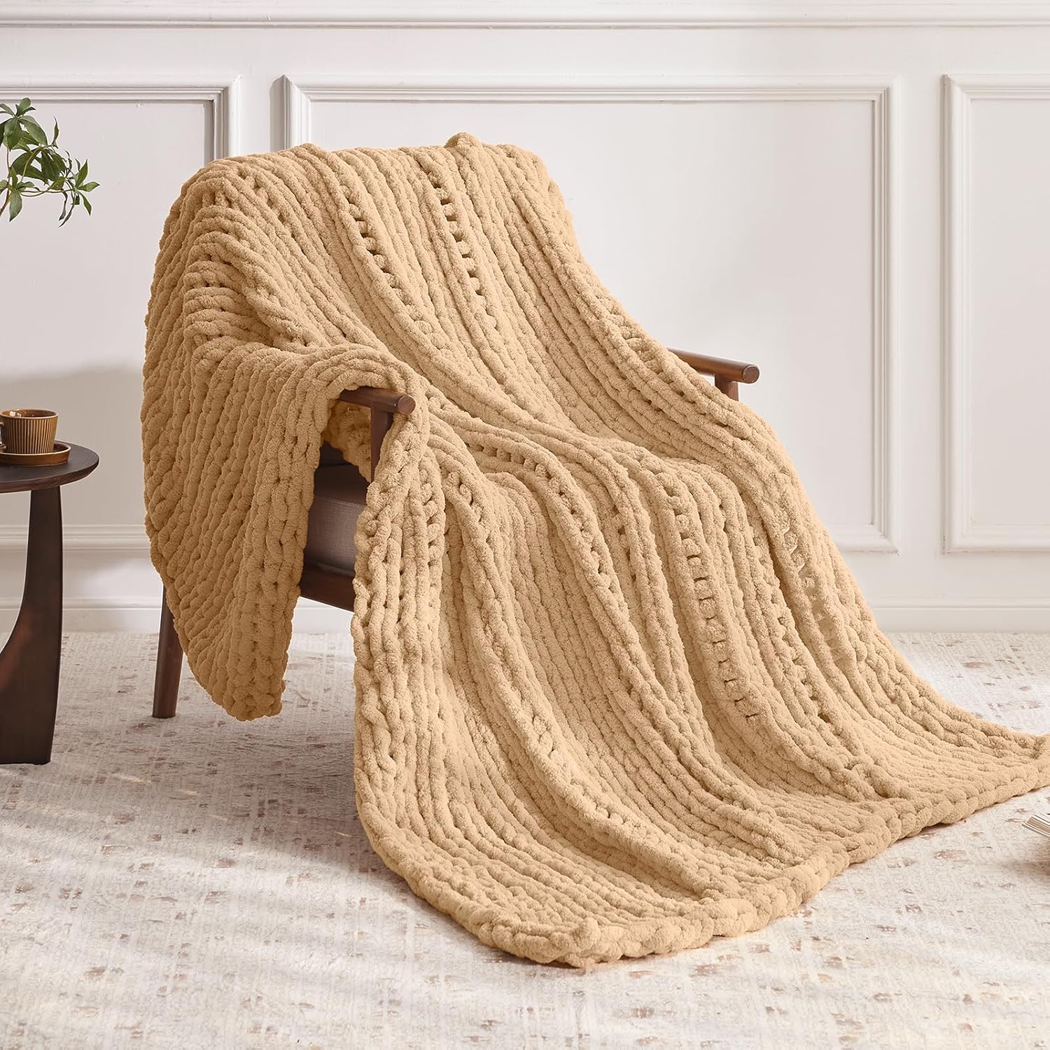 Negwoo Chunky Knit Throw Blanket - Handmade Beige Chenille Yarn | Cozy 30'' x 40'' Machine Washable Decor