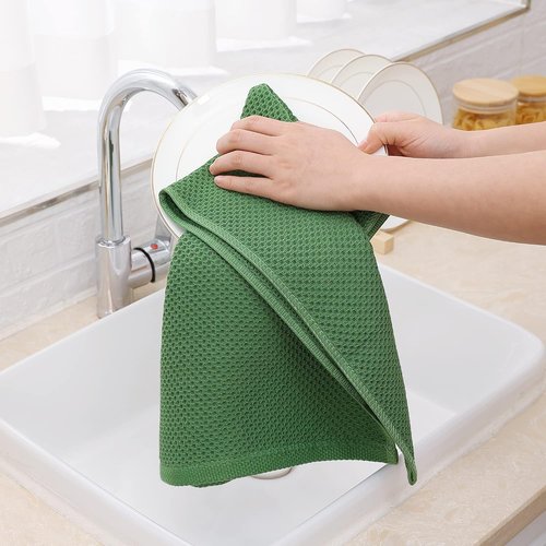 Homaxy Kitchen Dish Towels - Ultra Soft 100% Cotton Waffle Weave, Quick Drying, 13 x 28 Inches, 4-Pack, Grass Green