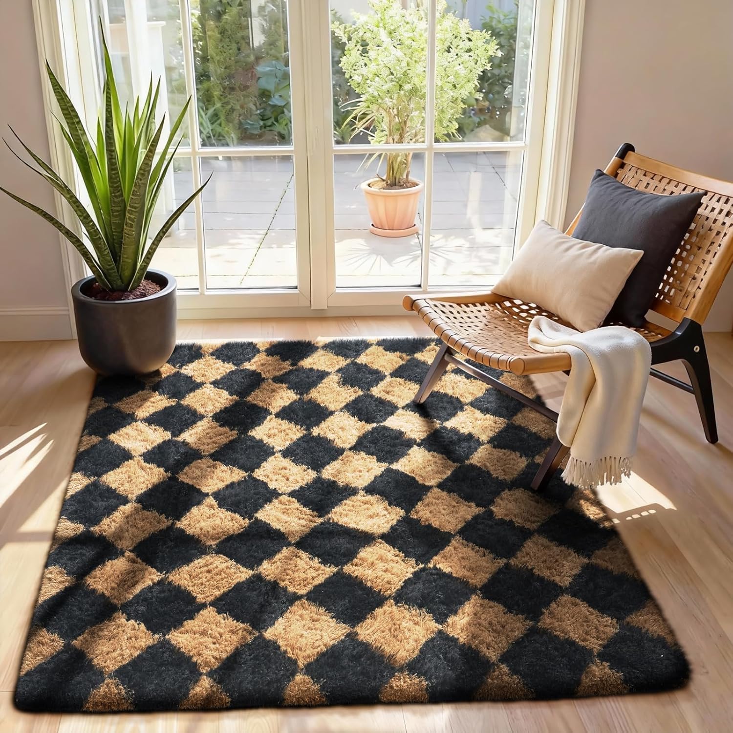 Ophanie Checkered Black & Beige Area Rug - Soft Fluffy Shaggy 4x6 Carpet for Living Room & Bedroom Decor