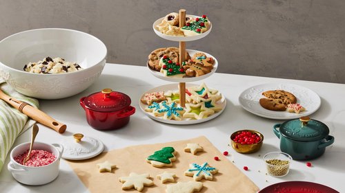 Le Creuset Stoneware Holly Collection Multi Bowl, 3.5 qt., Artichaut