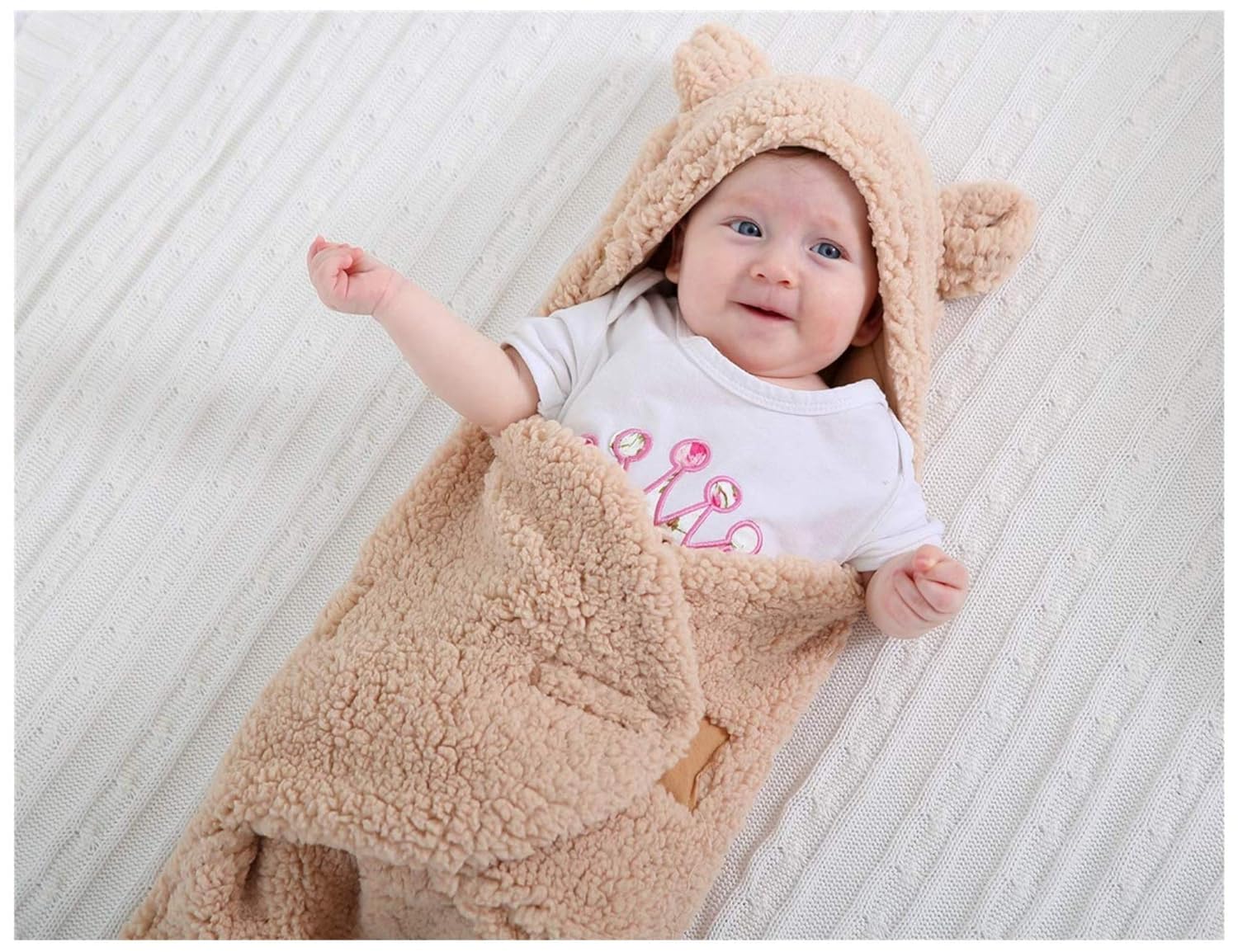 XMWEALTHY Plush Swaddle Blanket for Newborns | Soft & Cozy Brown Baby Blanket