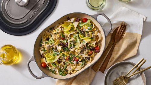Le Creuset Enameled Cast Iron Oval Casserole - 3.75 Qt. | Durable Oyster Finish
