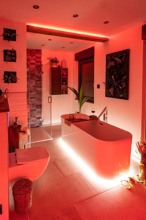 WYZworks 100ft Red LED Outside Rope Light - 8 Modes, Waterproof Permanent Outdoor Accent Lighting w/Remote, Flexible Clear Tube, ETL Certified, Garden, Patio, Holiday Christmas, Palm Tree, Ambient