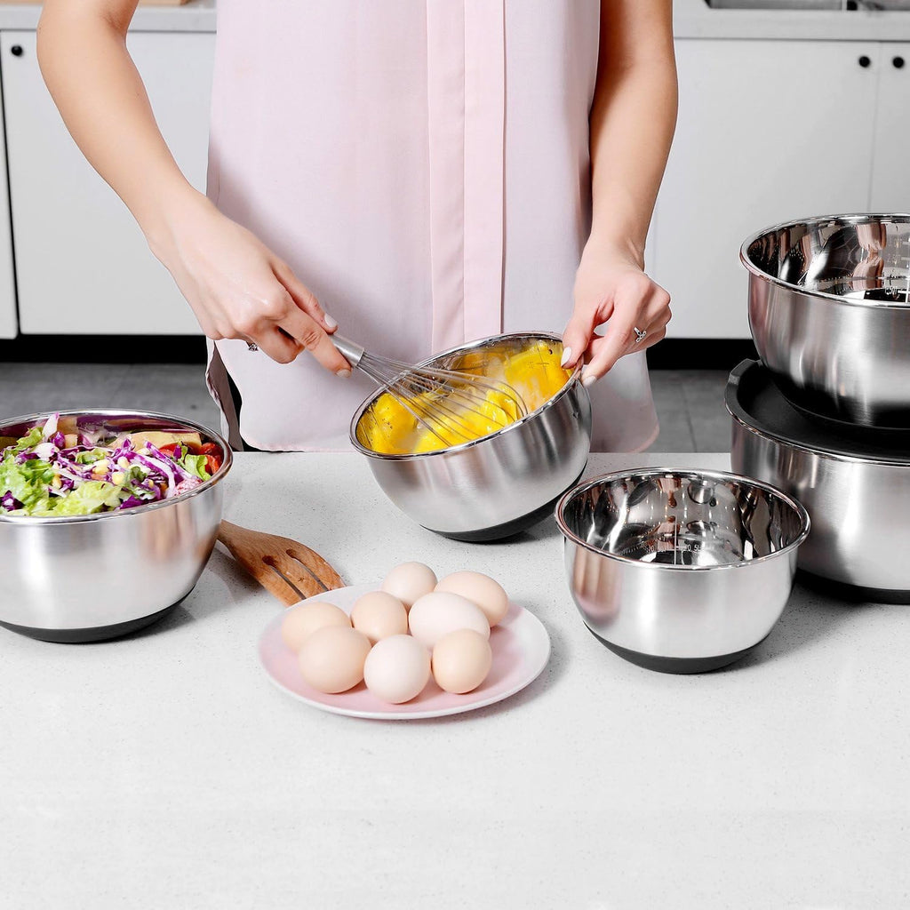 Wildone Mixing Bowls - Stainless Steel Nesting Set of 5 with Airtight Lids & Non-Slip Bottoms | 1.5-8 QT