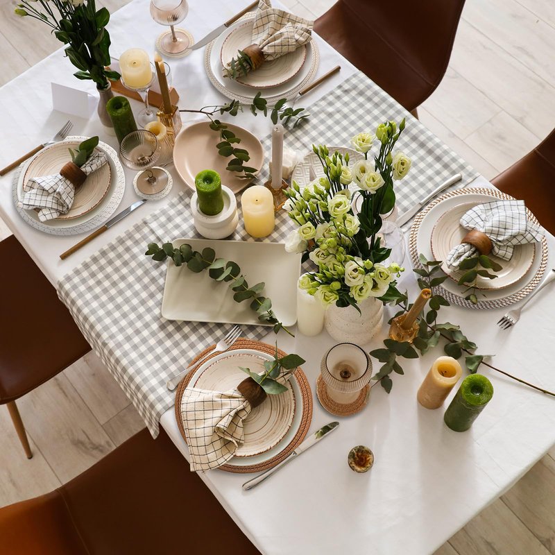 8 Pcs Boho Round Woven Placemats Set of 4/6/8,Trivets for Dishes, Heat Resistant Hot Pads,11.8" Woven Cotton Rope Round Placemats with Basket, 4.3" Drink Coasters with Holder (Mix Brown)