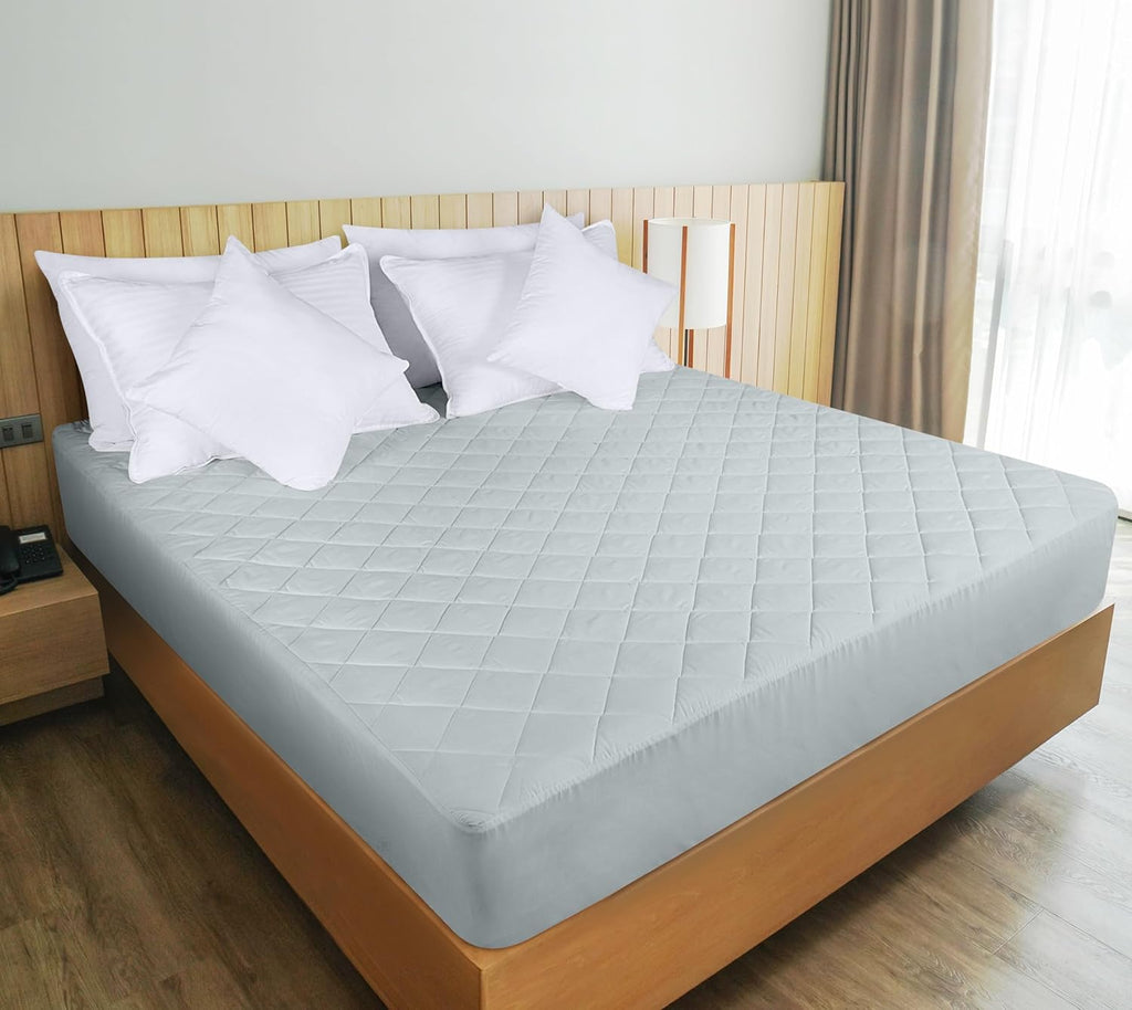 Utopia Bedding Quilted Fitted Mattress Pad - Queen Size Deep Pocket Protector | Machine Washable (Light Grey)