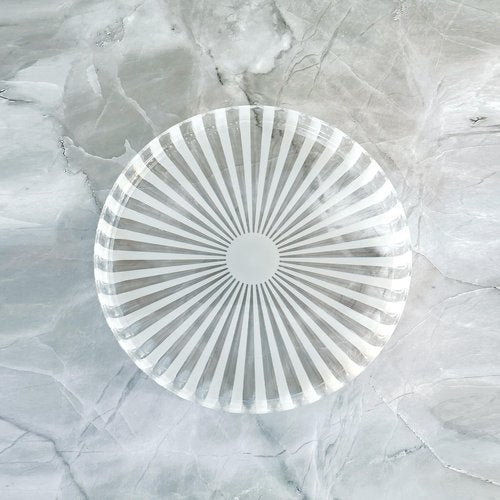 GUZZINI Dolcevita 12" Round Tray - Mother of Pearl - 100% Recycled Plastic, Centerpiece Stand for Fruits, Nuts, Plants, Decorative Platter for Ottoman, Coffee Table for Home Décor & Living Room