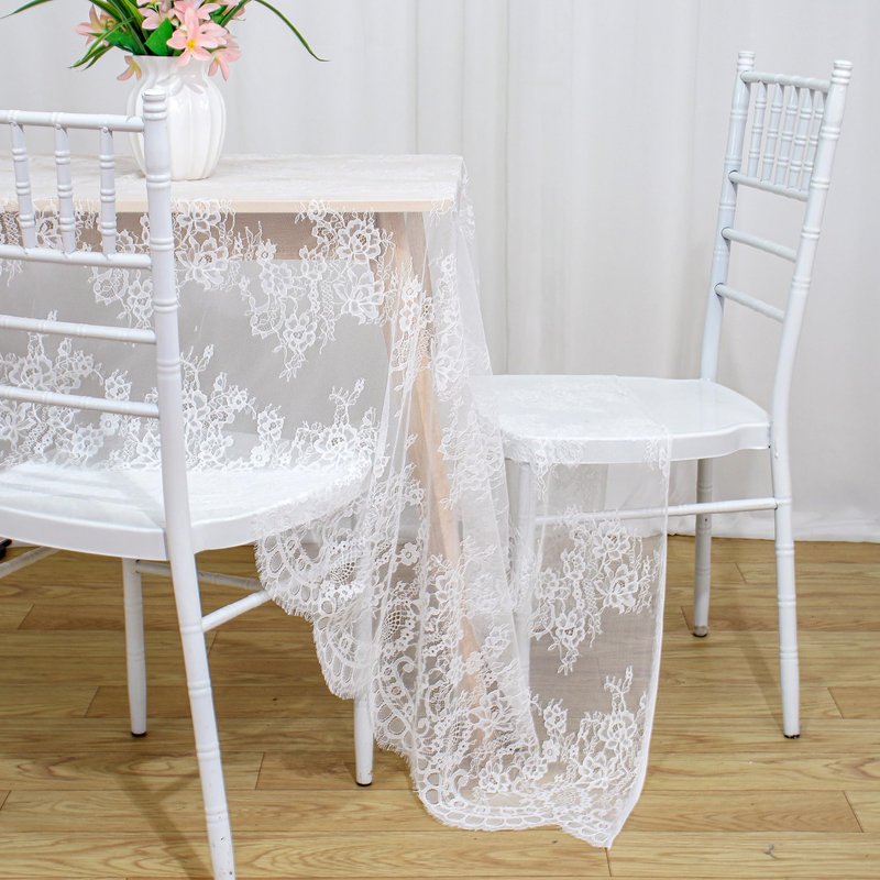 ShinyBeauty Wedding Tablecloth - Rectangle White Lace, 60x120 Inches - Classic Embroidered Lace Overlay for Home & Banquet Dining