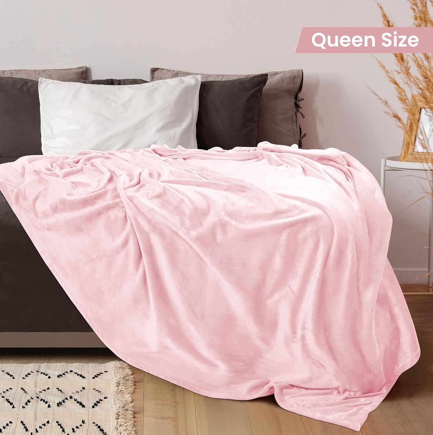 Utopia Bedding Fleece Blanket - Luxury Soft Pink Microfiber | Queen Size 90x90 Inch, Anti-Static 300GSM