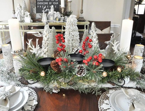 Lvydec Christmas Candle Holder - Festive Pine Cones & Red Berries | 3 Candle Holders for Holiday Decor