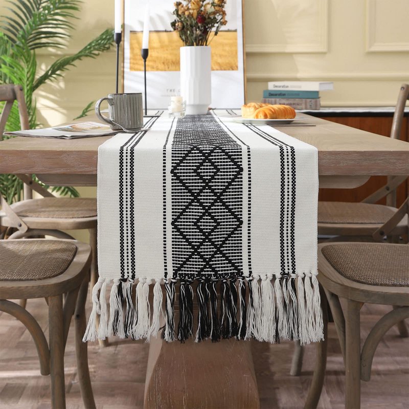LUFEIJIASHI Woven Table Runners Farmhouse Style,Boho Table Runners 90 inches Long with Tassels Elegant Washable Table Runners for Dining Room ,Wedding,Holiday,Party Table Decor (14.5x90inch, Black)