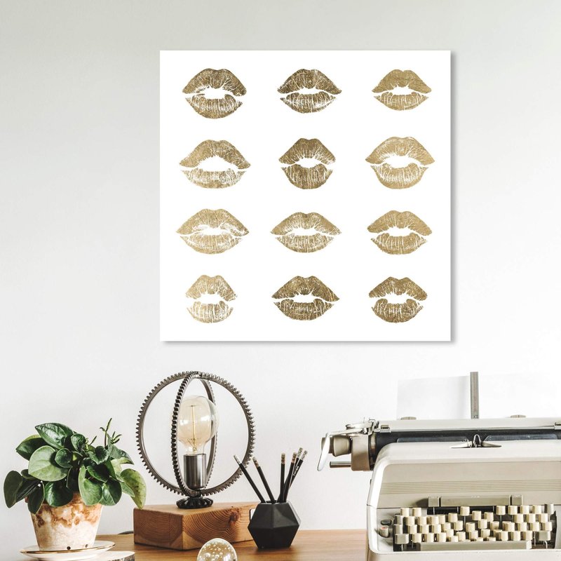 Fashion and Glam Wall Art Canvas Prints '24k Kisses'