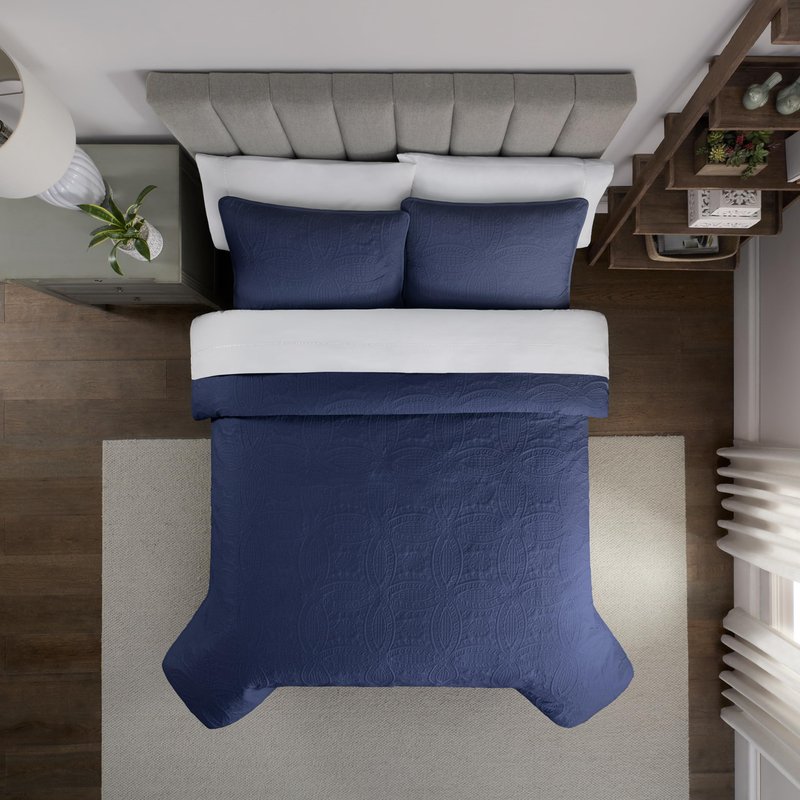 Traditions by Waverly Vintage Medallion Pinsonic 3 Piece Quilted Solid Bedding Set, King Bed Set with 2 Pillow Shams and Quilt, Lightweight and Machine Washable, Navy