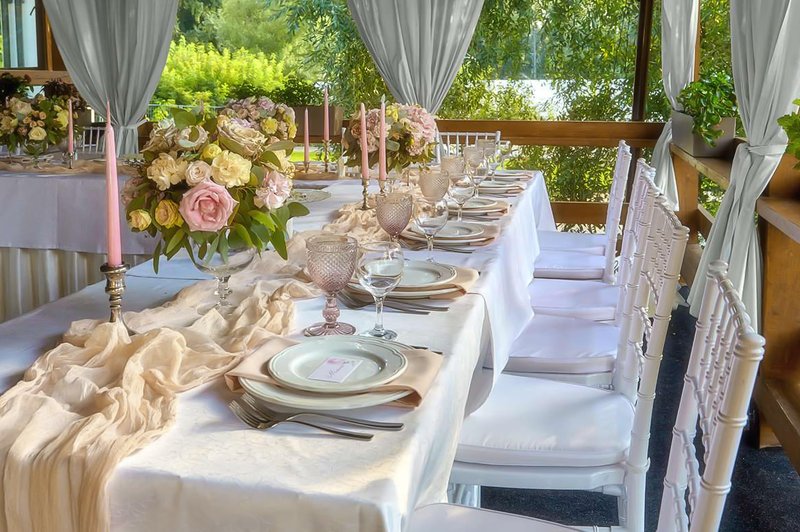 24 Packs Cheesecloth Table Runner,Brown Cheesecloth Table Runners 10Ft Gauze Boho Rustic Table Runners Cheese Cloth Long Table Runner for Wedding Bridal Shower Birthday Party Table Decor.(20x120 Inch)