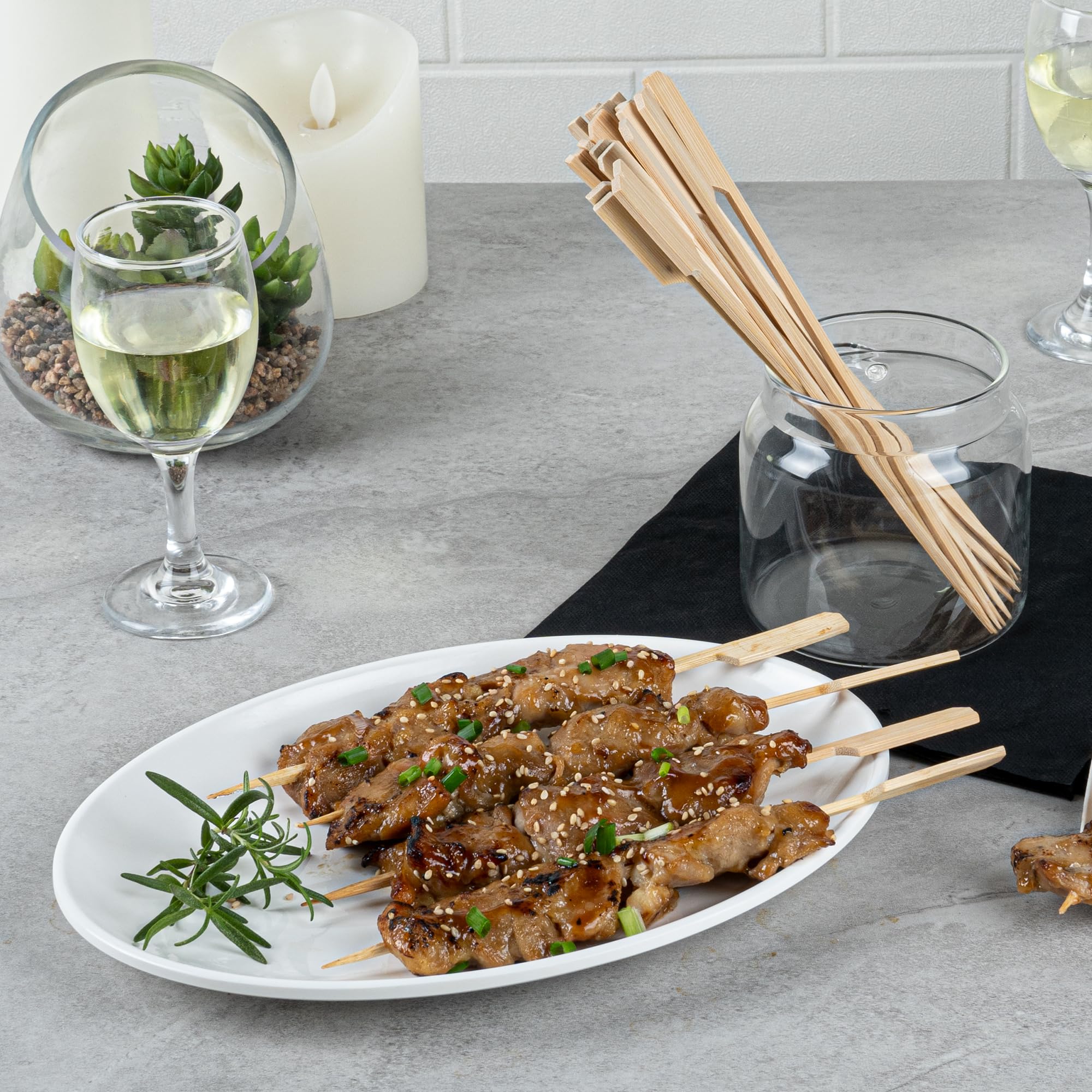 Restaurantware 8.3 Inch Paddle Bamboo Skewers 100 Sturdy Disposable Bamboo Food Picks - Sturdy Paddle Head Bamboo Appetizer Picks Sustainable For Serving Appetizers and Cocktail Garnishes