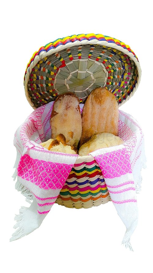 Jacq & Jürgen Handwoven Palm Tortilla Baskets with Cloths – 2 Pack (Medium & Large) – Multicolor Mexican Artisan Eco-Friendly Bundle