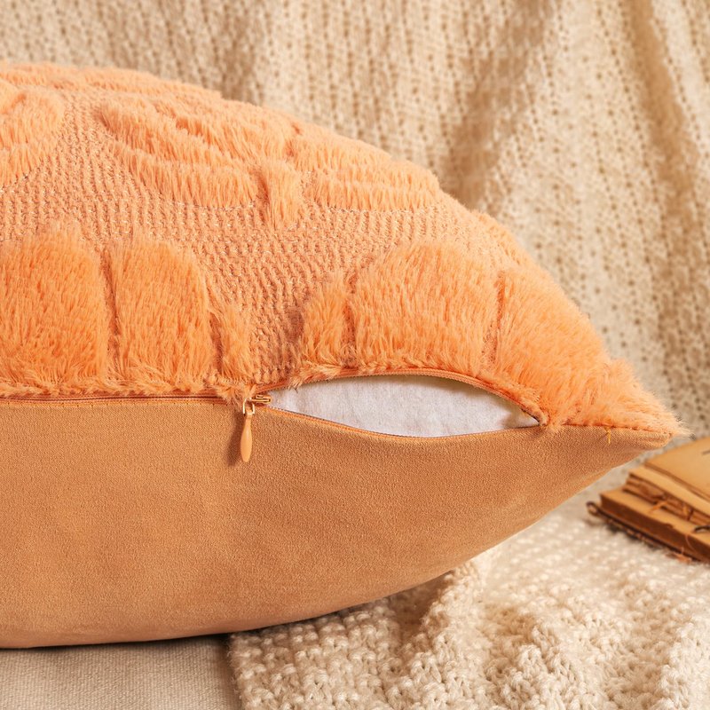 EMEMA Fall Decorative Throw Pillow Covers 20x20 Set of 2 Thanksgiving Autumn Harvest Pumpkin Cushion Covers for Porch Couch Sofa Farmhouse Decor Soft Faux Fur Accent Pillow Cases Cream White