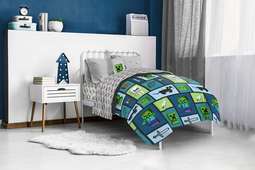 Jay Franco Minecraft Chibi College 4 Piece Twin Bed Set - Includes Reversible Comforter & Sheet Set - Bedding Features Creeper & Ghost - Super Soft Fade Resistant Microfiber