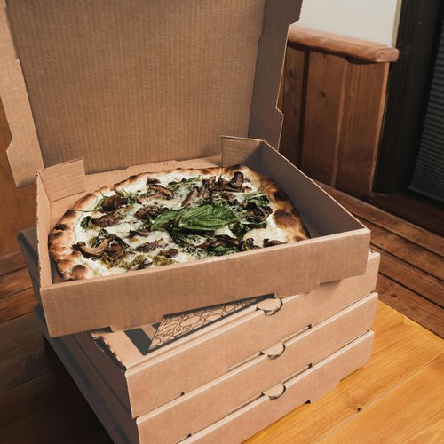 BOARDS+ Pizza Boxes 10 x 10 x 1.75 Inches (15 Pack) | Kraft Corrugated Cardboard Pizza Boxes | Keep Your Pizzas, Baked Goods Hot & Steamy