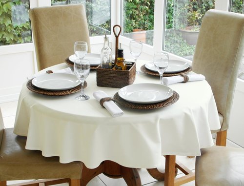 FXKS 8 Pack Ivory Round Tablecloth 70 Inch Circle Polyester Table Cloth, Washable Fabric Stain and Wrinkle Resistant Table Cover Round Tableclothes for Wedding Parties Banquet Reception Gift