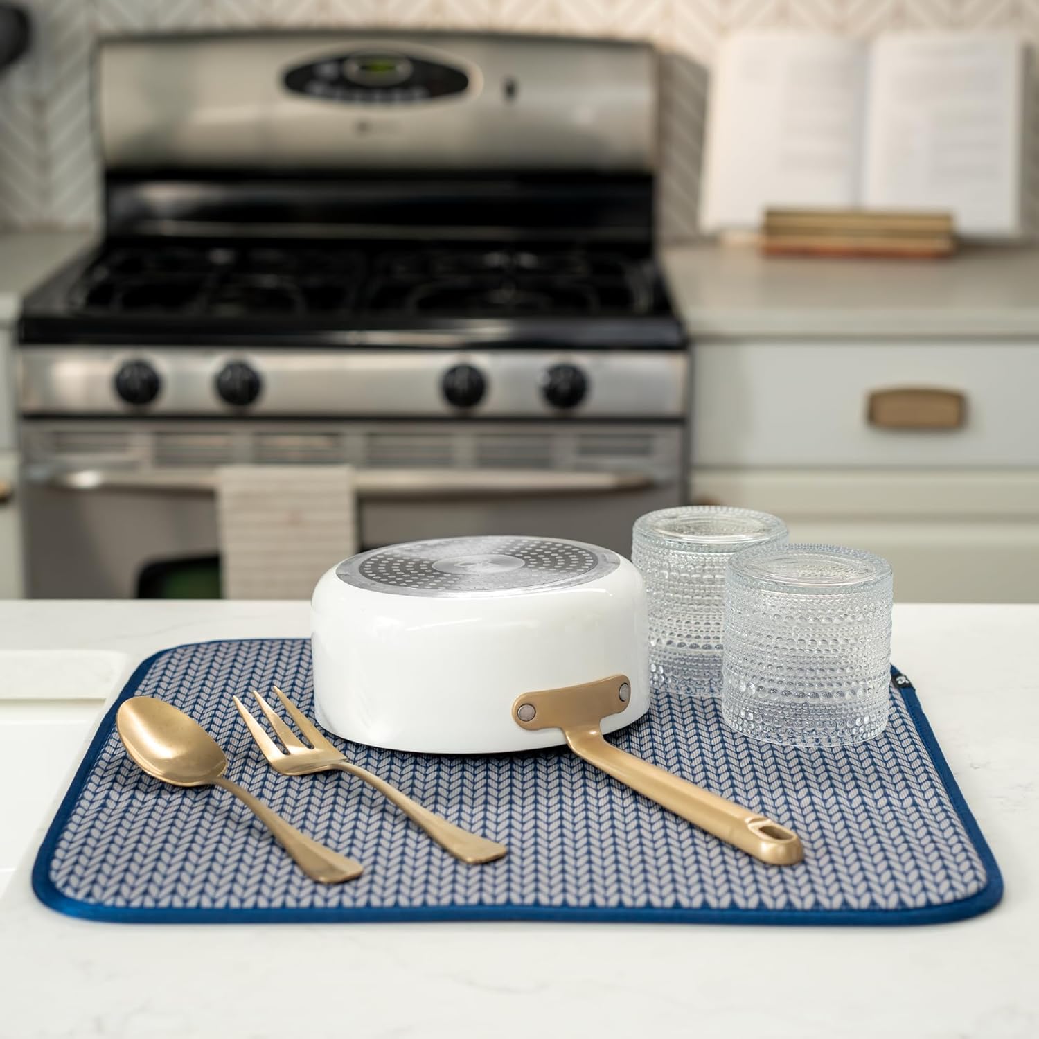 S&T INC. Dish Drying Mat - Absorbent Microfiber Kitchen Counter Pad, 16” x 18”, Large Blue