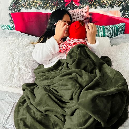 Bedsure GentleSoft Fleece Blanket - Twin Size Olive Green, 300GSM Cozy Plush Blanket for Bed & Travel, 60x80 Inches