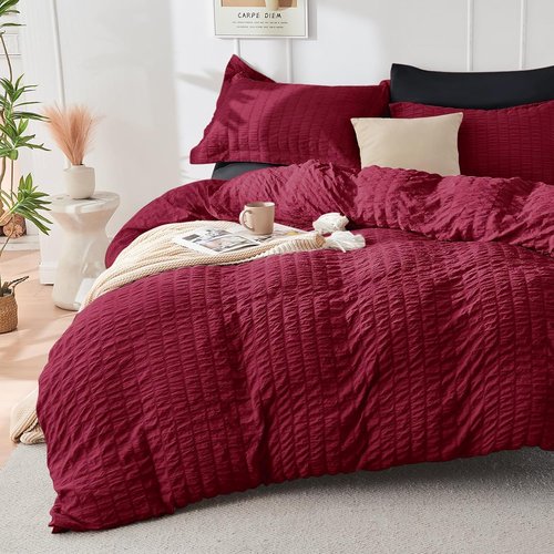 HYMOKEGE California King Comforter Set - Luxury 7-Piece Seersucker Bedding in Red & Black